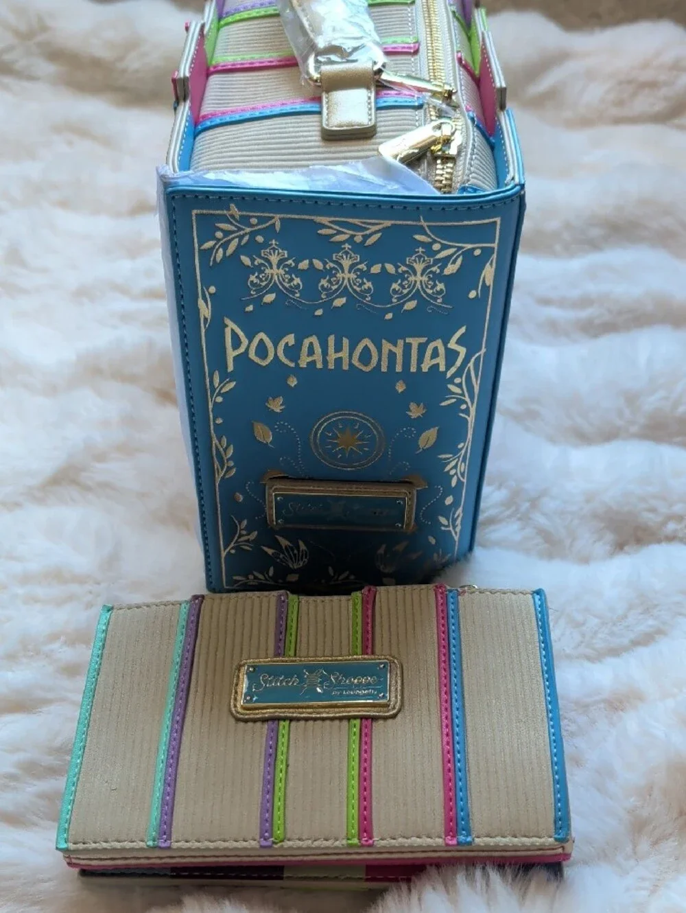 Loungefly Stitch Shoppe Disney Princess Books #2 Crossbody Bag & Wallet Bundle! - Picture 6 of 9